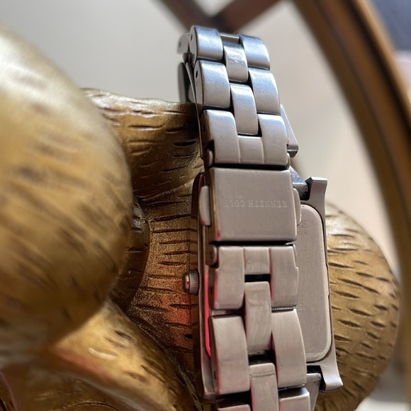 KENNETH COLE NEW YORK stainless Japan movement watch - Picture 5 of 6
